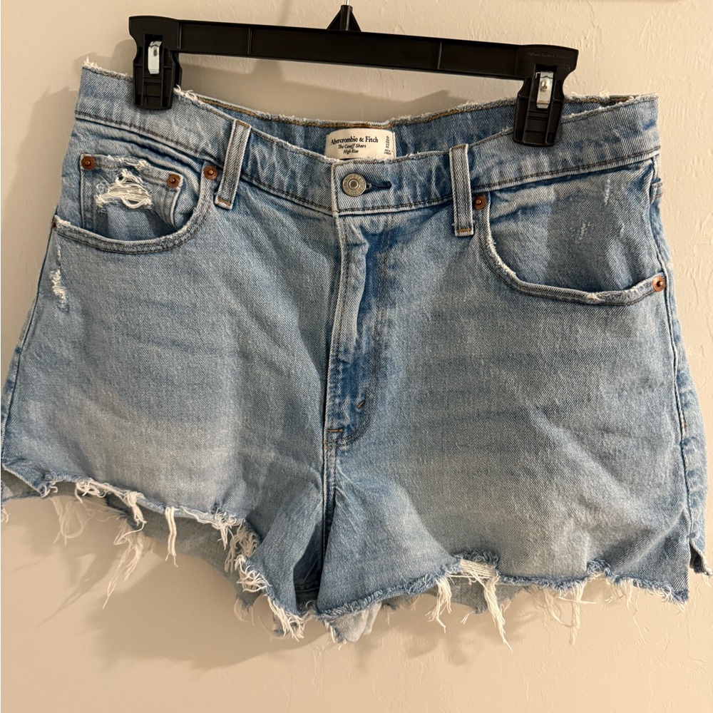 Abercrombie Curve Love The Cut Off Short High Rise